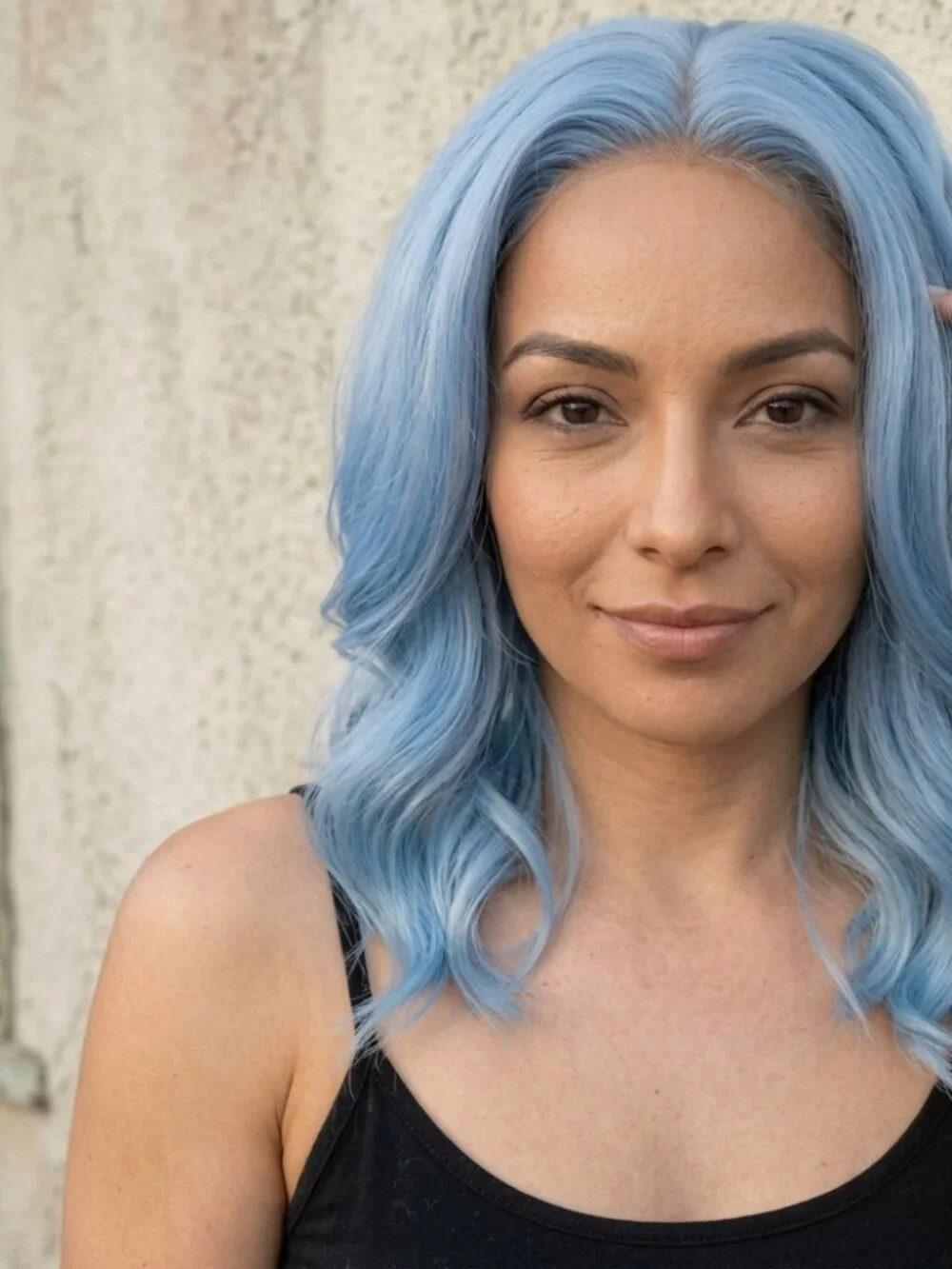 Outre Perfect Hairline Glueless 13x4 HD Lace Front Wig – Jeannie in Blue Angel